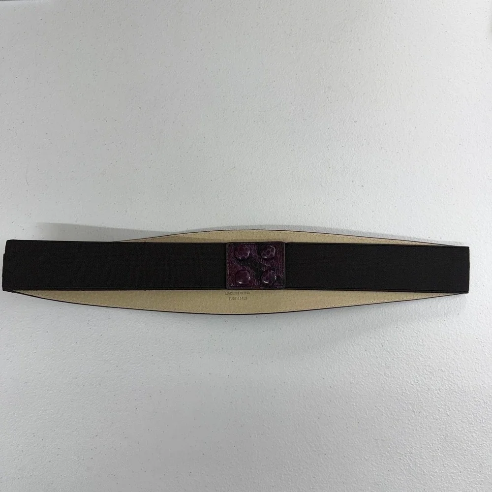 White House Black‎ Market purple buckle stretch genuine leather snakeskin belt M